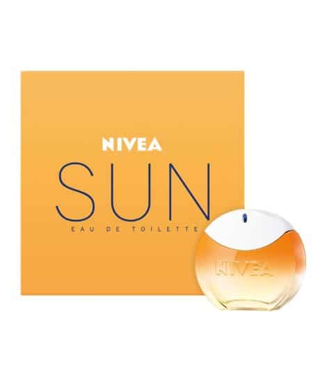 NIVEA SUN Eau de Toilette mit dem berühmten Sonnencreme-Duft für sommerliche Frische, in praktischer 30-ml-Flasche.