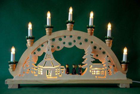 Schwibbogen aus Holz mit traditionellem Motiv der Seiffener Kirche und Kurrende. Weihnachtsdeko & Geschenk für Advent.