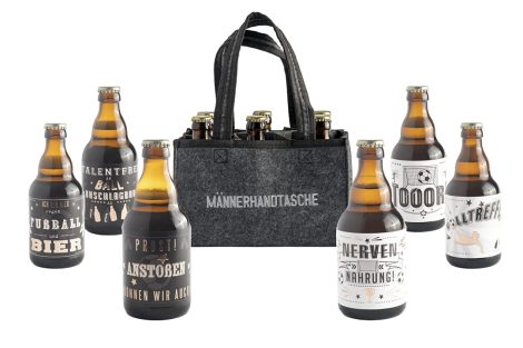 Jack’s Bier Männerhandtasche: Fußball-Fans aufgepasst! Gefüllt mit 6 Flaschen Bier, das ideale Männergeschenk in Filztasche.