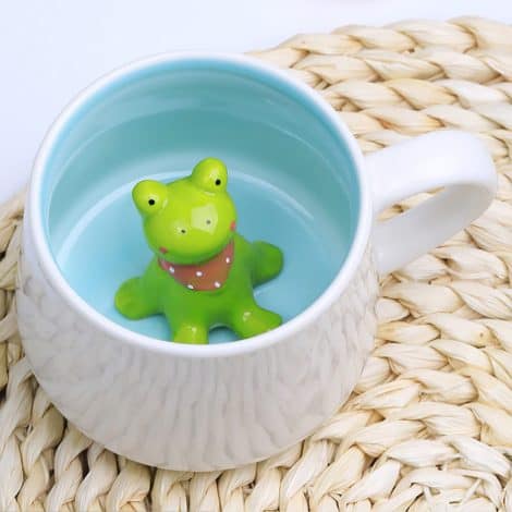 3D Tier Tasse mit Frosch Figur innen – Handgefertigt, lustige Keramik Tasse für Kaffee, Tee und Milch. Perfekte Geschenkidee zu Weihnachten!