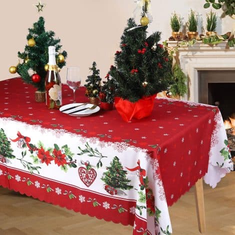 Weihnachts-Tischdecken für festliche Dekoration und Schutz vor Schmutz auf dem Tisch. Geeignet für 6-10 Personen.