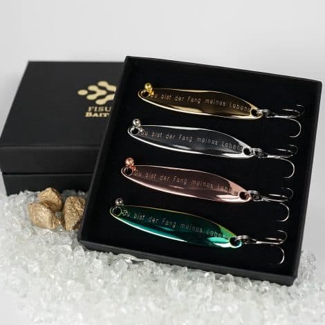 Exklusive Angelköder als individuelles Geschenk für Angler, Partner oder Freund zum Geburtstag, Valentinstag, Hochzeitstag oder Jubiläum.